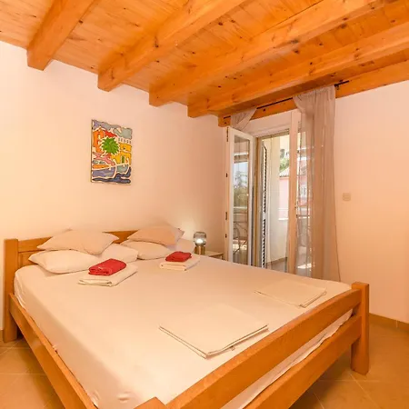 Apartments Amina Daire Vodice